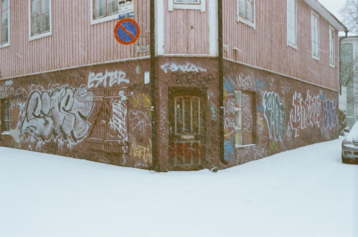 Early morning snow and graffiti