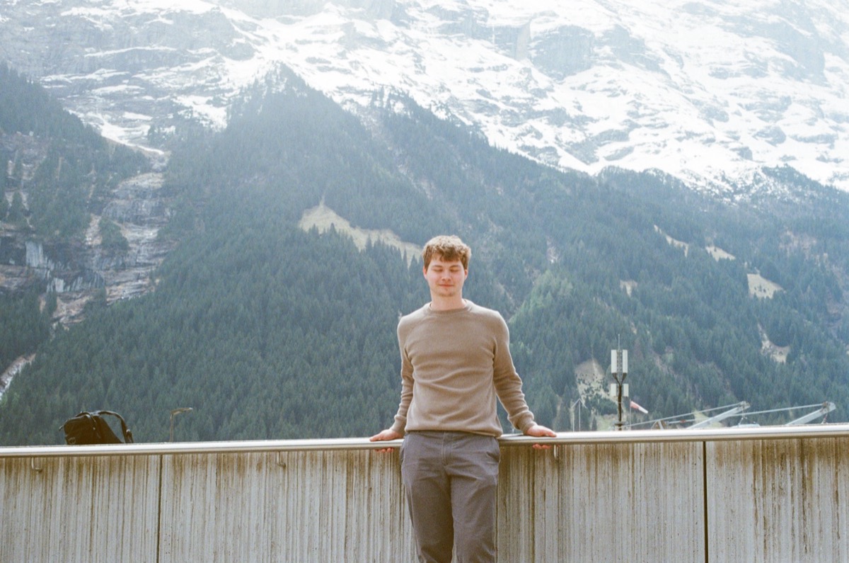 Eyes wide shut in Grindelwald